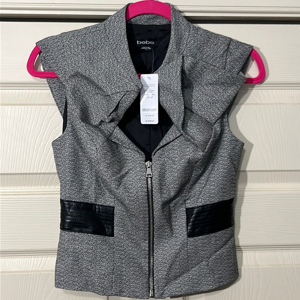Bebe Alina Tweed Bow Front Vest.  Size-0. New with Tags.